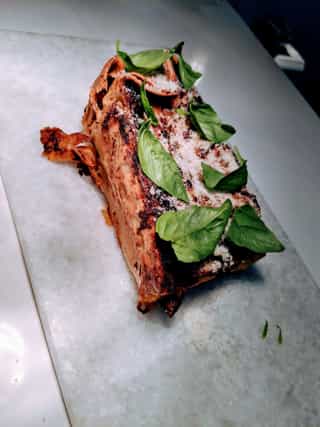 Lasagna clásica con ragù della domenica